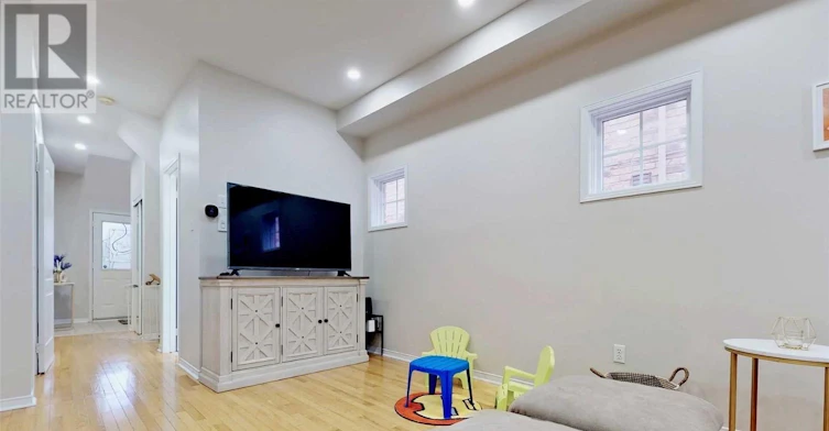3258 Angel Pass Drive, Mississauga, ON, L5M 7J7 - 27