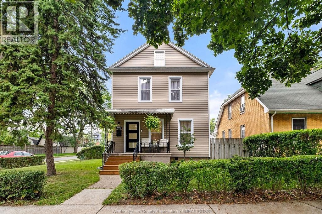 797 Monmouth Road, Windsor, ON, N8Y 3L3
