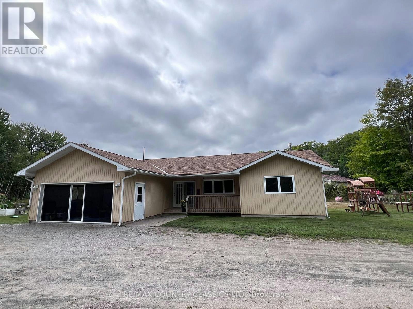 3952 Loop Road, Highlands East, ON, K0L 1X0
