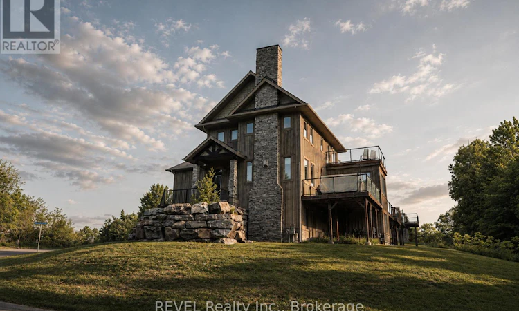 67 Rockmount Crescent