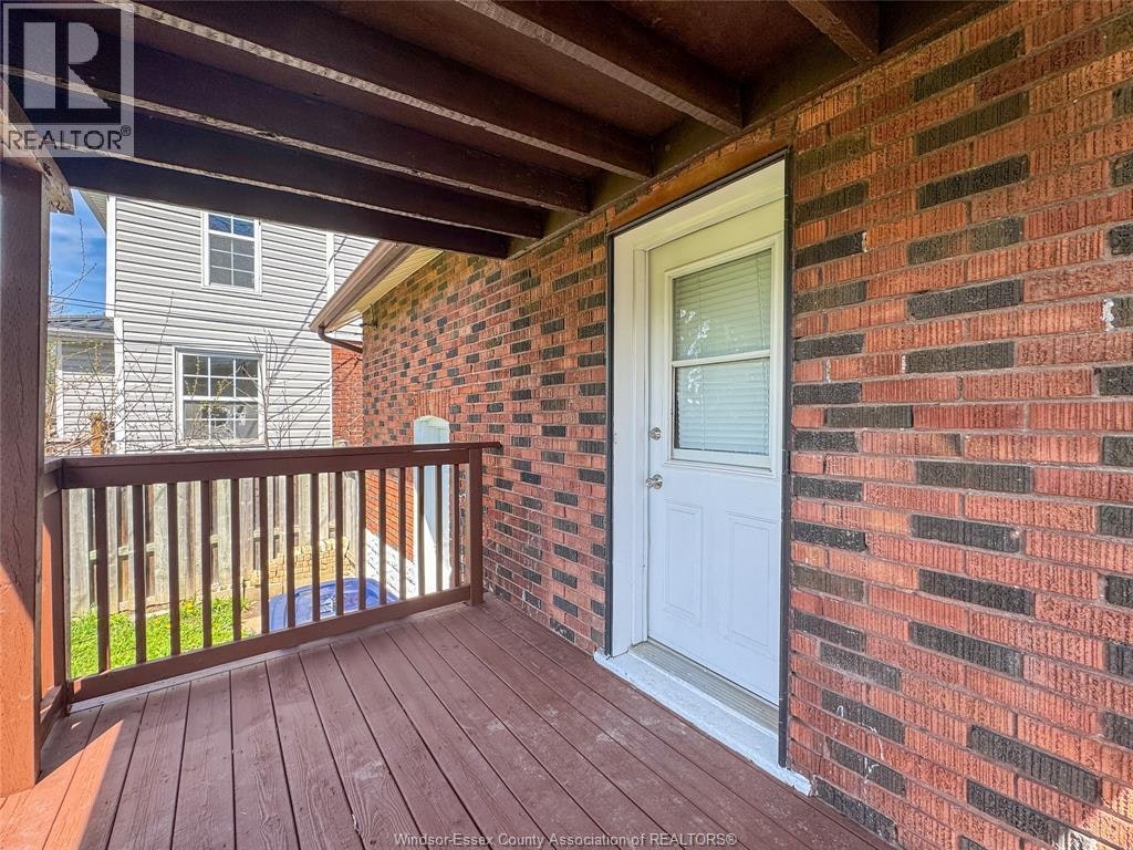 UPPER-1351 Marentette Avenue, Windsor, ON, N8X 4C9 - 9