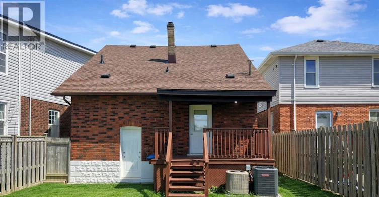 UPPER-1351 Marentette Avenue, Windsor, ON, N8X 4C9 - 11
