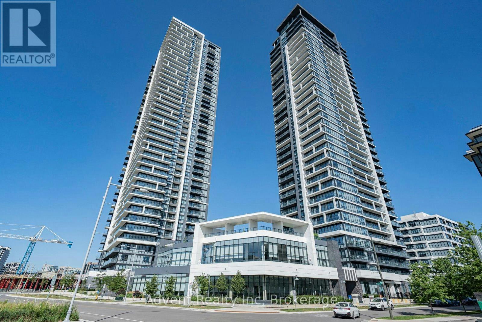 3806-18 Water Walk Drive, Markham, ON, L3R 6L5