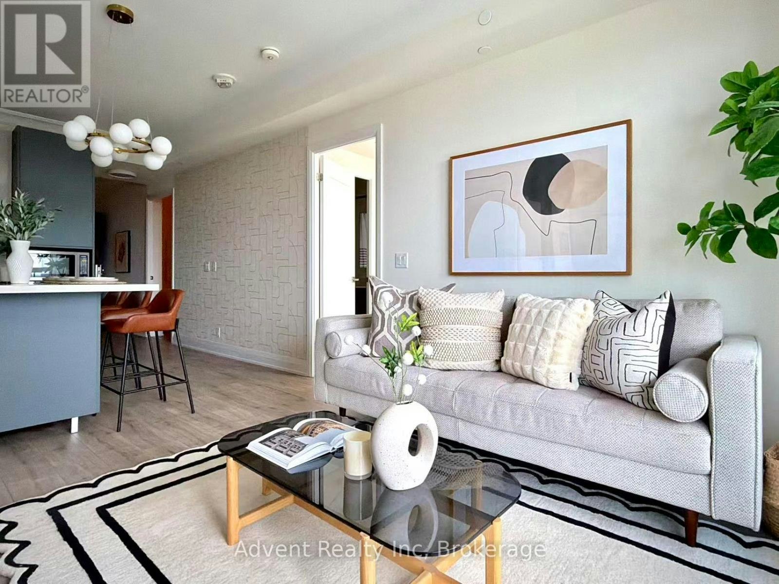 3806-18 Water Walk Drive, Markham, ON, L3R 6L5 - 5