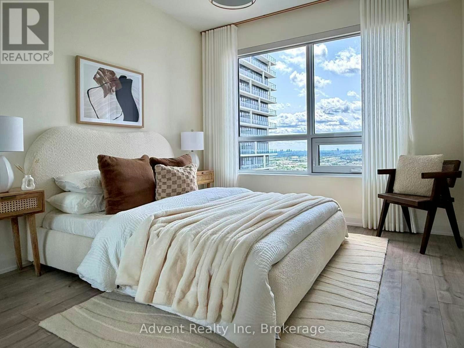 3806-18 Water Walk Drive, Markham, ON, L3R 6L5 - 32