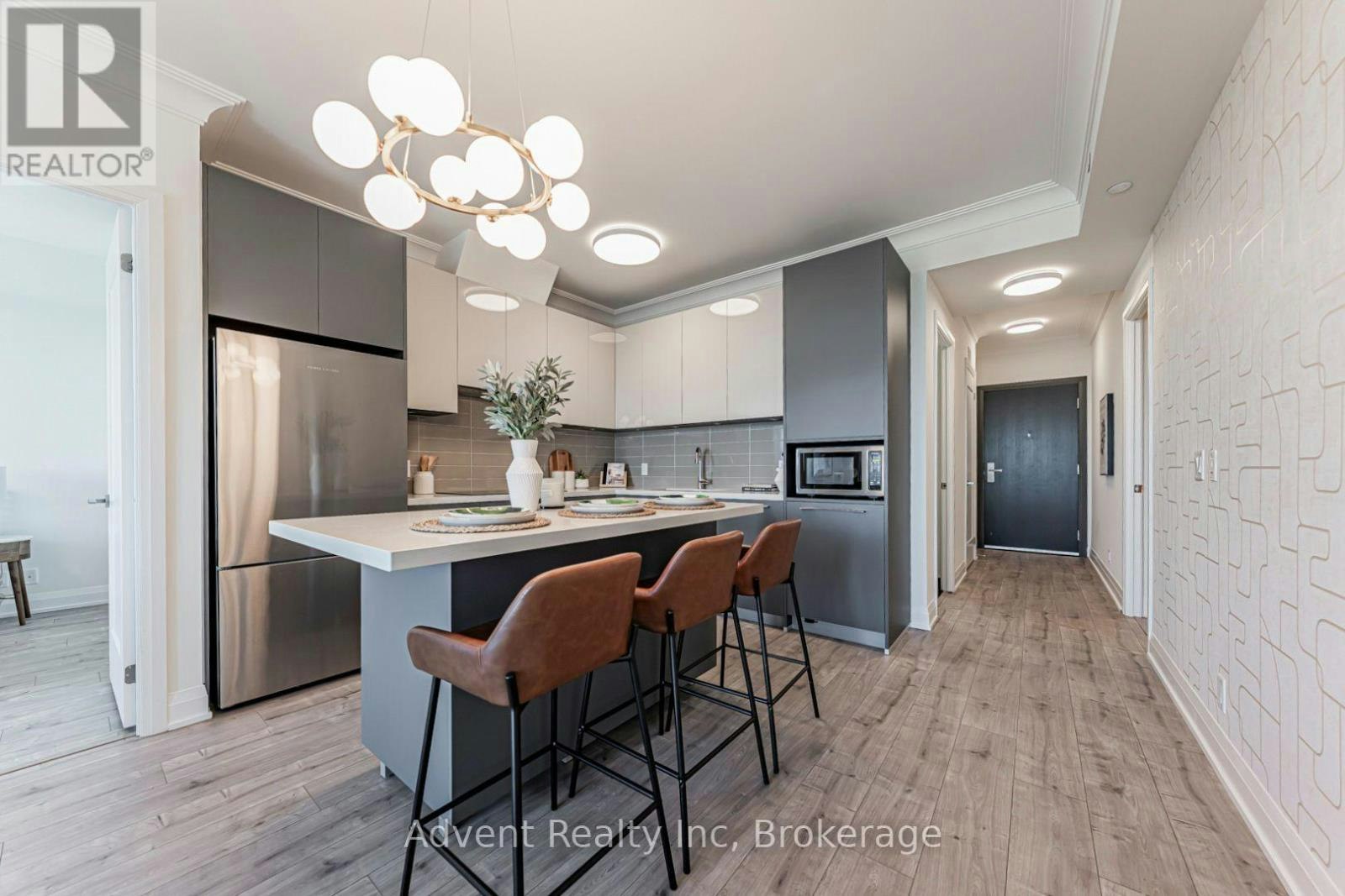 3806-18 Water Walk Drive, Markham, ON, L3R 6L5 - 17