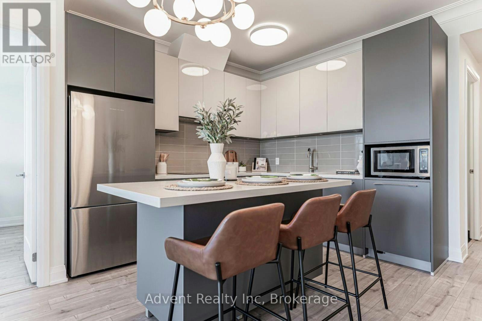 3806-18 Water Walk Drive, Markham, ON, L3R 6L5 - 16