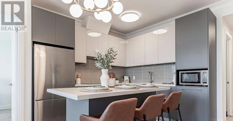 3806-18 Water Walk Drive, Markham, ON, L3R 6L5 - 16