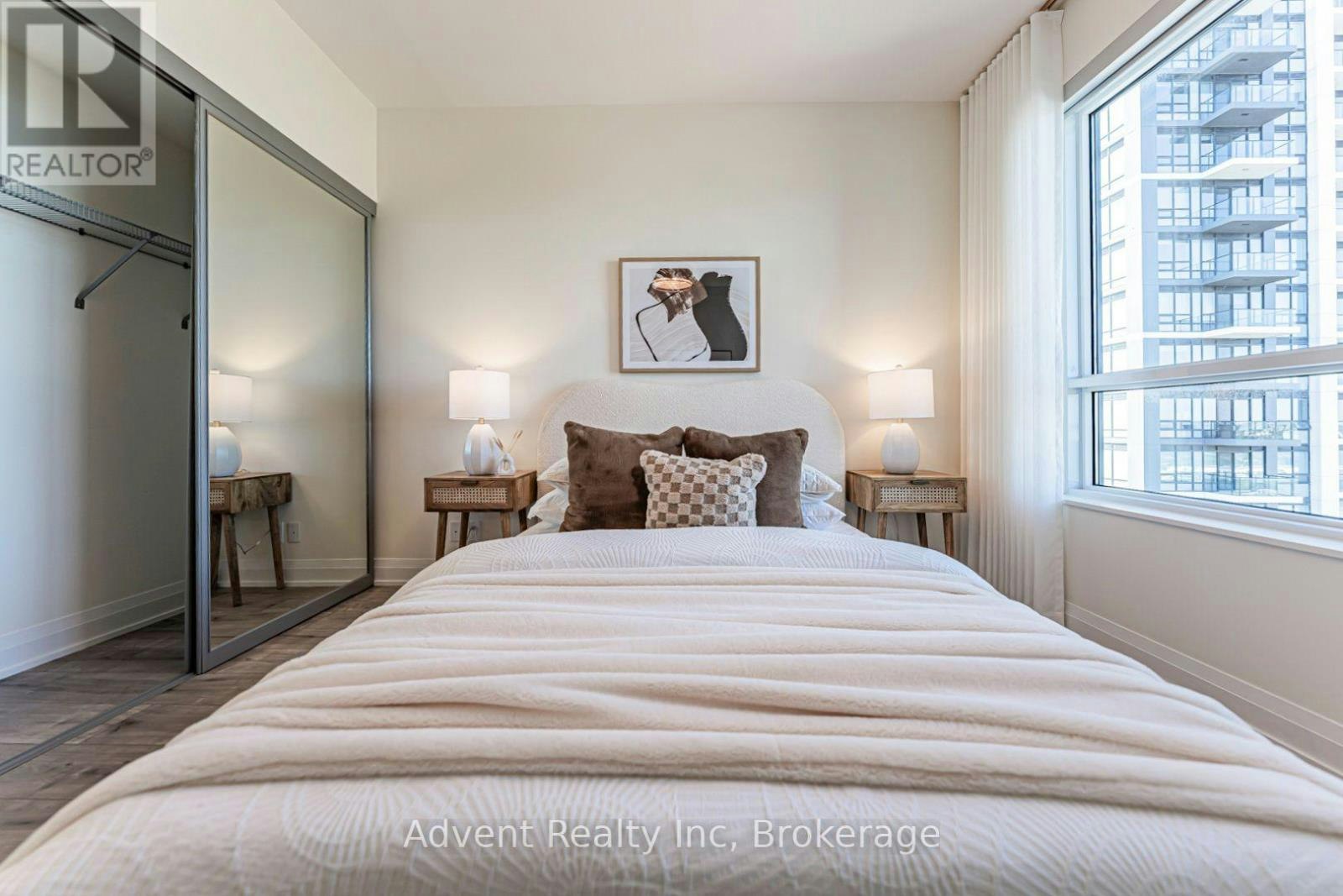 3806-18 Water Walk Drive, Markham, ON, L3R 6L5 - 33