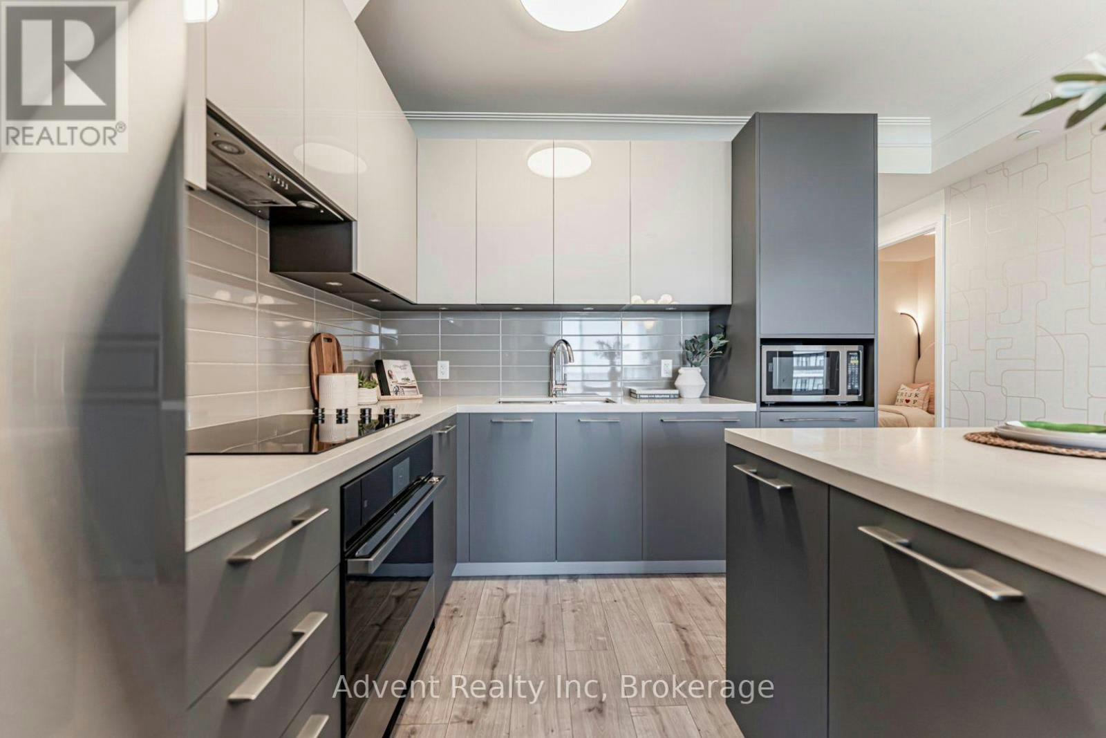 3806-18 Water Walk Drive, Markham, ON, L3R 6L5 - 18