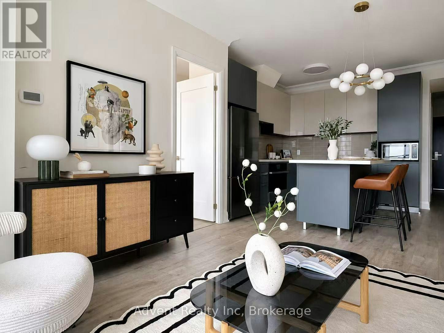3806-18 Water Walk Drive, Markham, ON, L3R 6L5 - 11