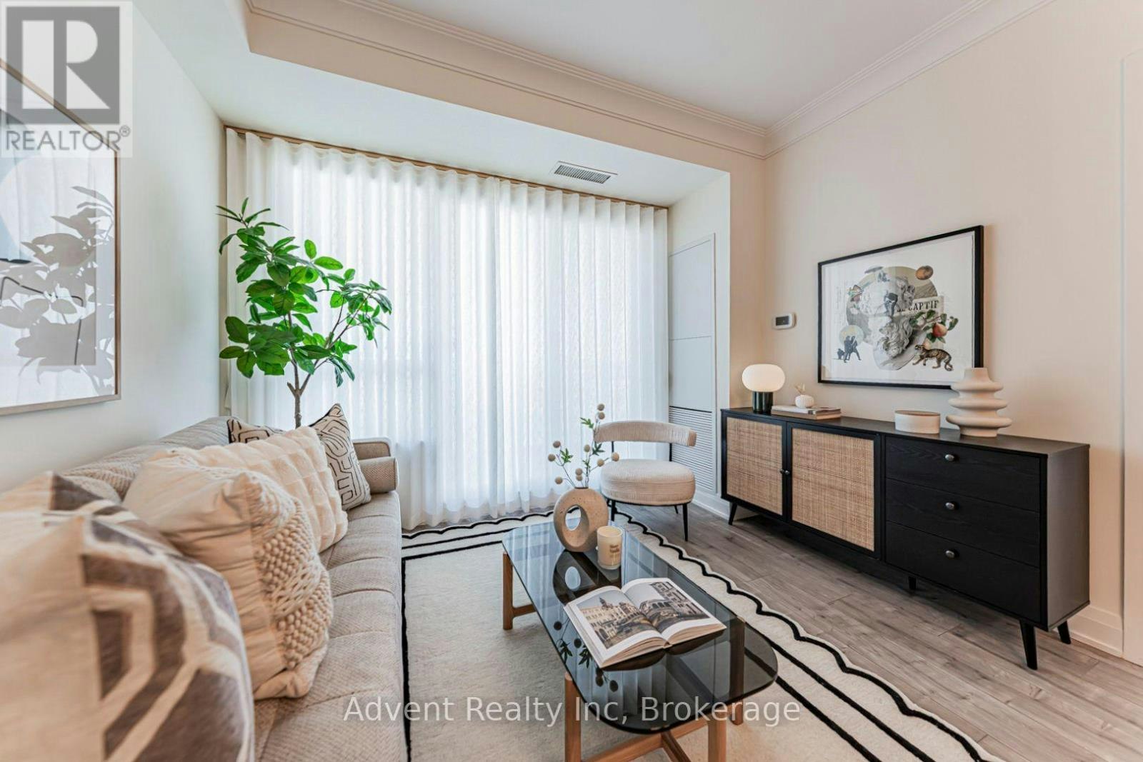 3806-18 Water Walk Drive, Markham, ON, L3R 6L5 - 2