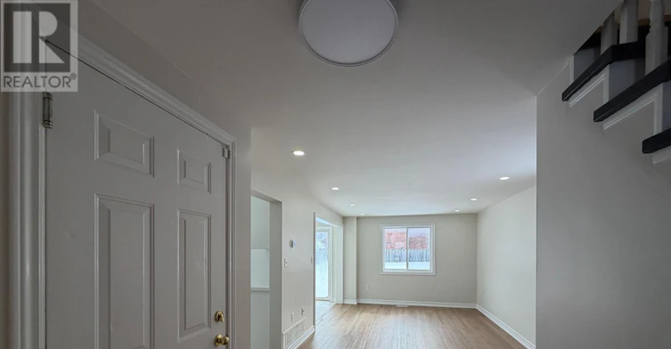 15 Timothy Lane, Barrie, ON, L4N 9Z6 - 4