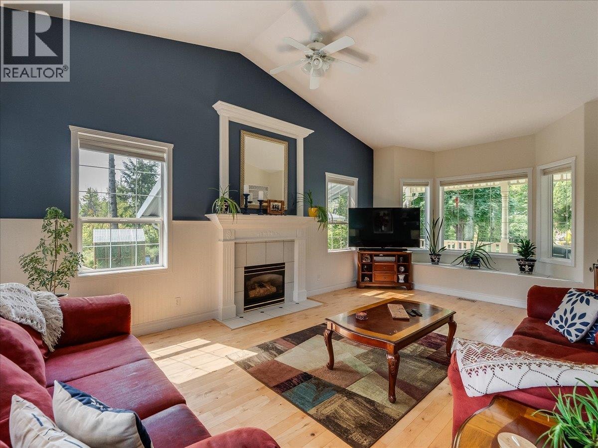 3617 14th Avenue, Castlegar, BC, V1N 4J2 - 7