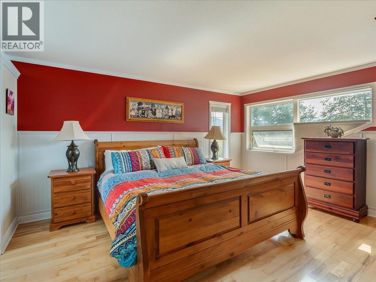 3617 14th Avenue, Castlegar, BC, V1N 4J2 - 37