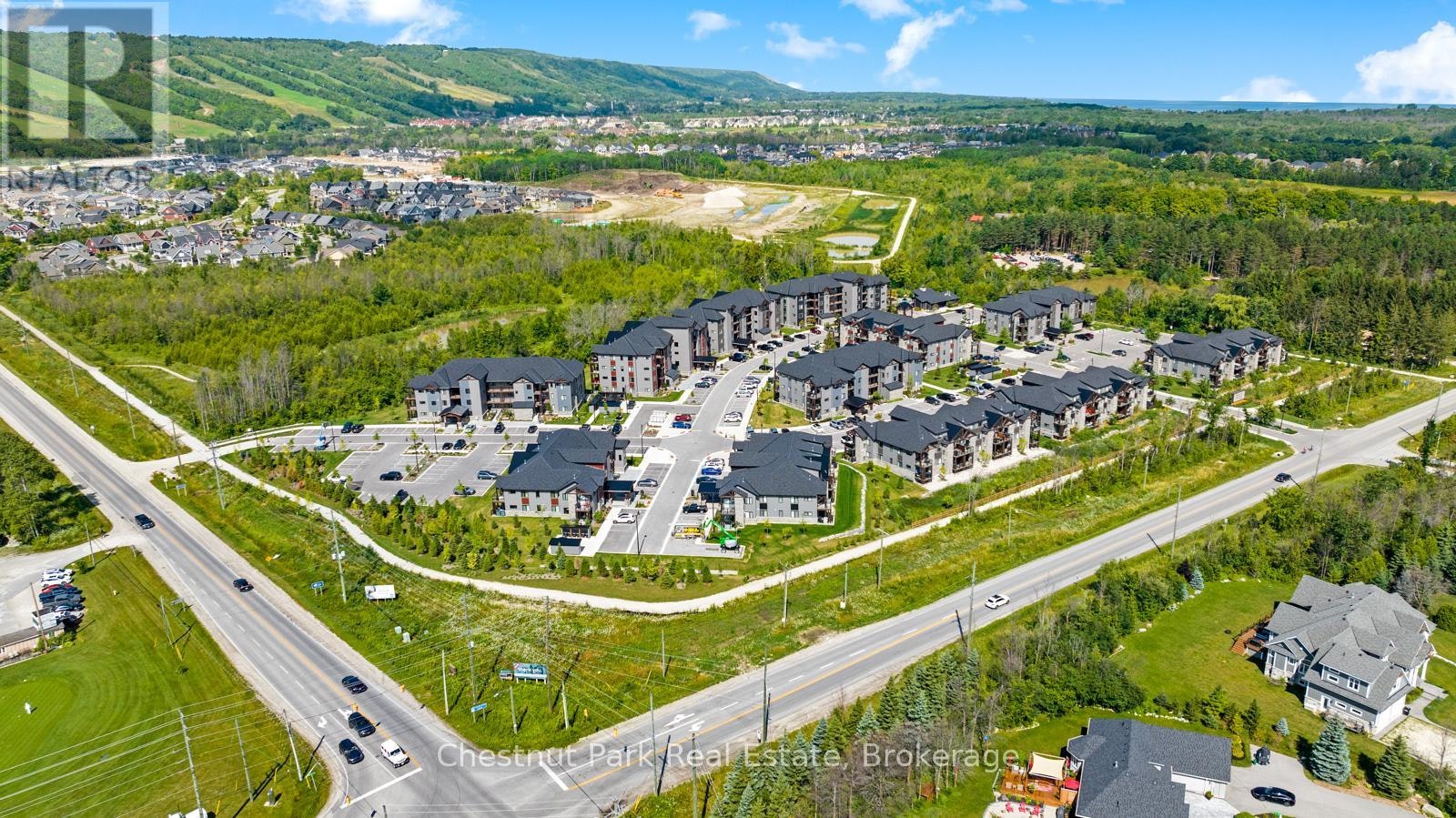 205-13 Beausoleil Lane, Blue Mountains, ON, L9Y 2X5 - 2