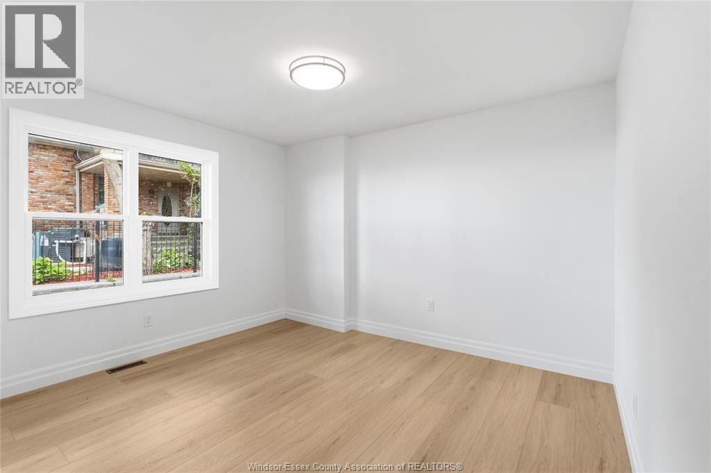 546 Pearl, Lakeshore, ON, N0R 1A0 - 16