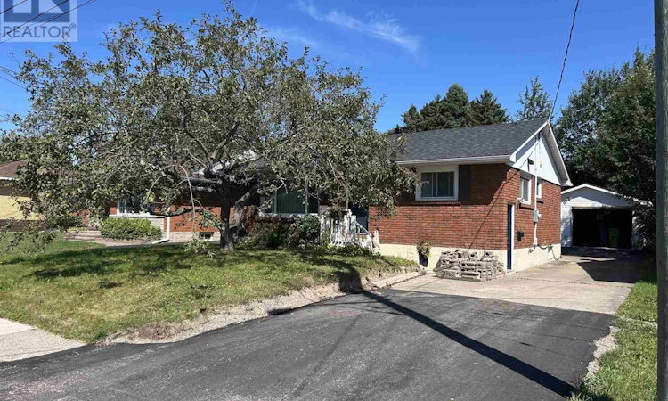 14 Nicolas Avenue