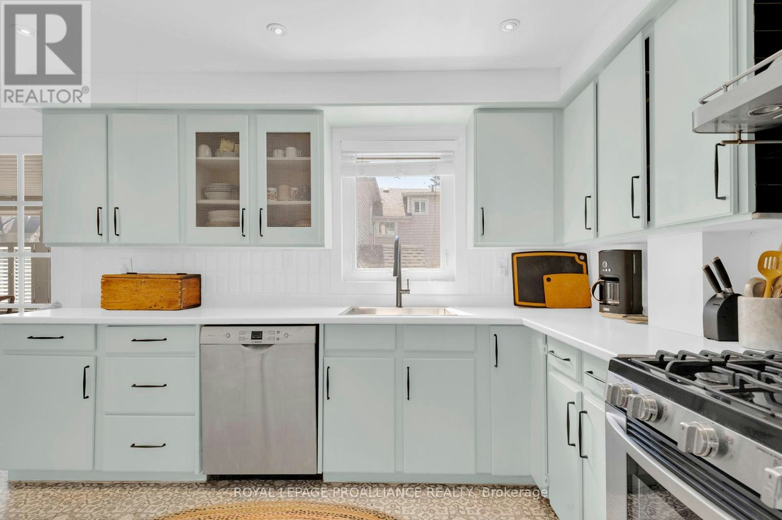 28 West Street, Prince Edward County, ON, K0K 3L0 - 25
