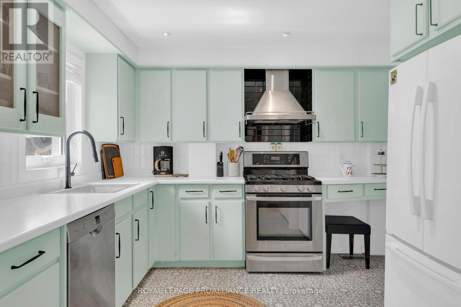 28 West Street, Prince Edward County, ON, K0K 3L0 - 24
