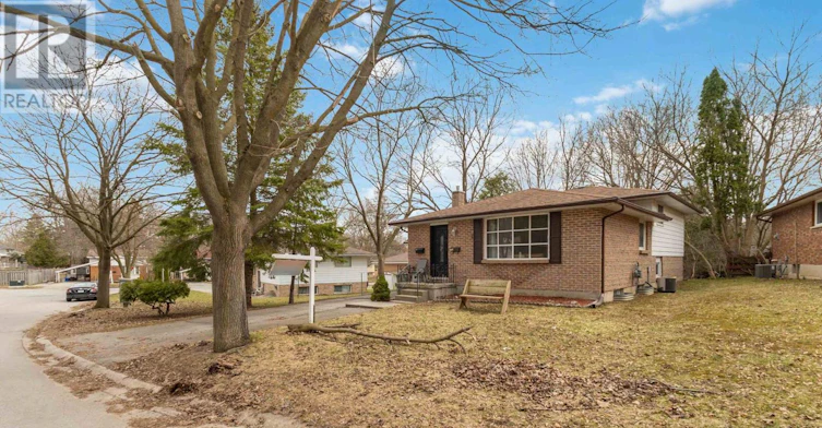 156 Paperbirch Crescent, London, ON, N6G 1L7 - 3