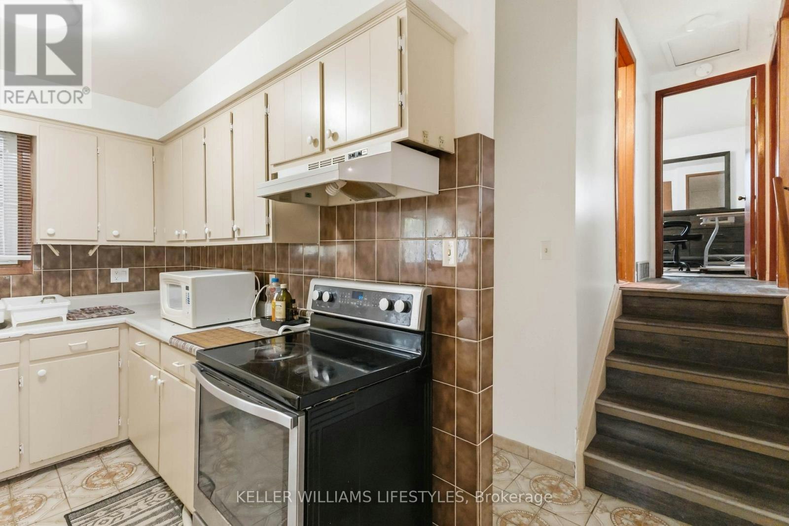156 Paperbirch Crescent, London, ON, N6G 1L7 - 12