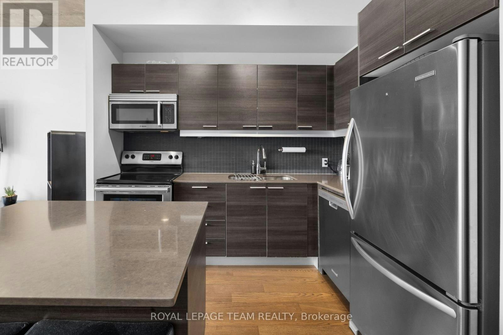 818-349 Mcleod Street, Ottawa, ON, K2P 0S1 - 7
