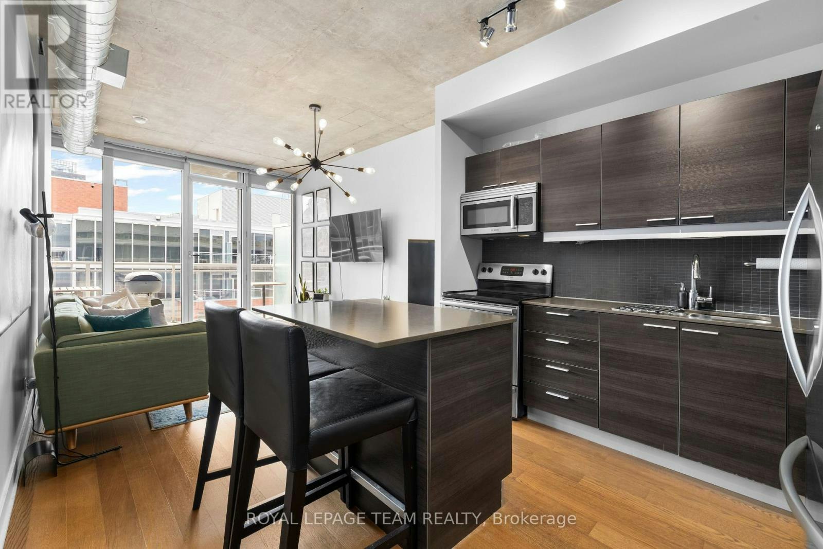 818-349 Mcleod Street, Ottawa, ON, K2P 0S1 - 6