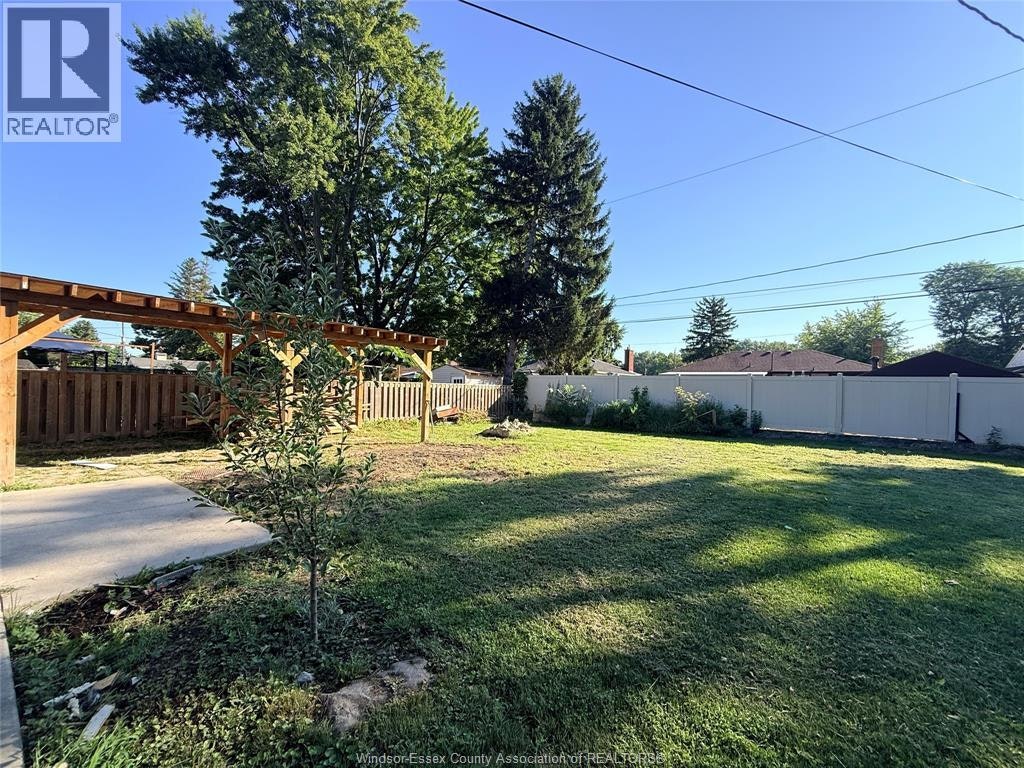 BASEMENT-2450 Academy Drive, Windsor, ON, N9E 2G6 - 11
