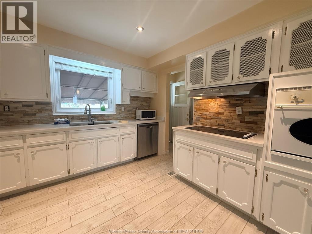 2450 Academy Drive, Windsor, ON, N9E 2G6 - 5