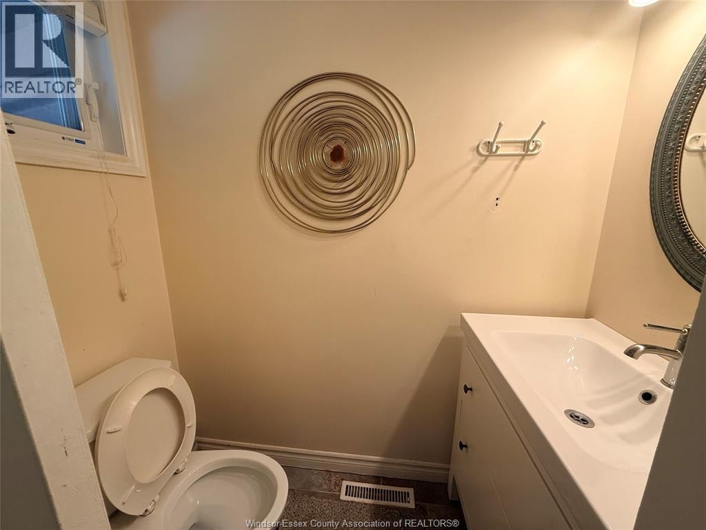 2450 Academy Drive, Windsor, ON, N9E 2G6 - 10