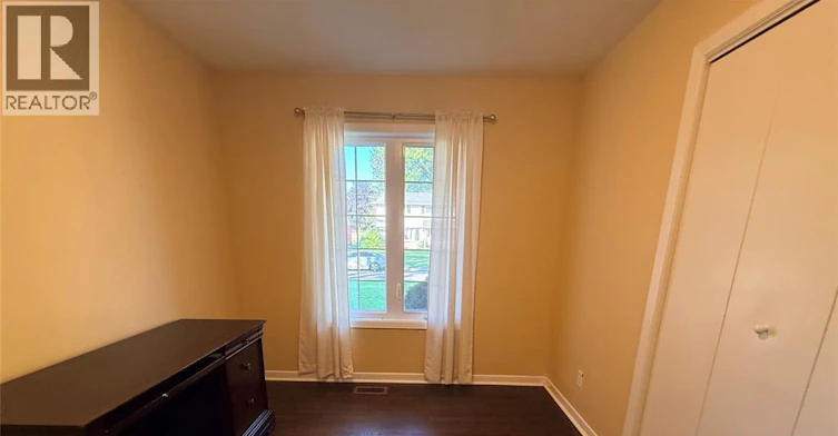 2450 Academy Drive, Windsor, ON, N9E 2G6 - 8