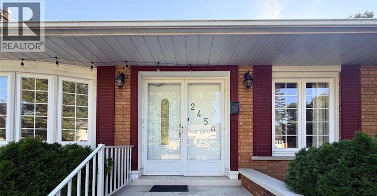 2450 Academy Drive, Windsor, ON, N9E 2G6 - 3