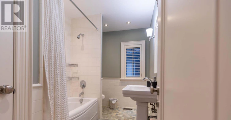 207 Forest Hill Road, Toronto, ON, M5P 2N3 - 22