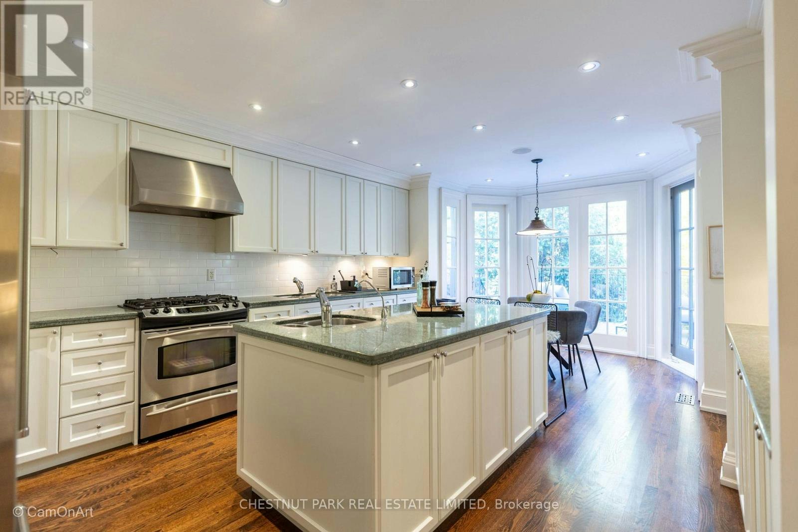 207 Forest Hill Road, Toronto, ON, M5P 2N3 - 9