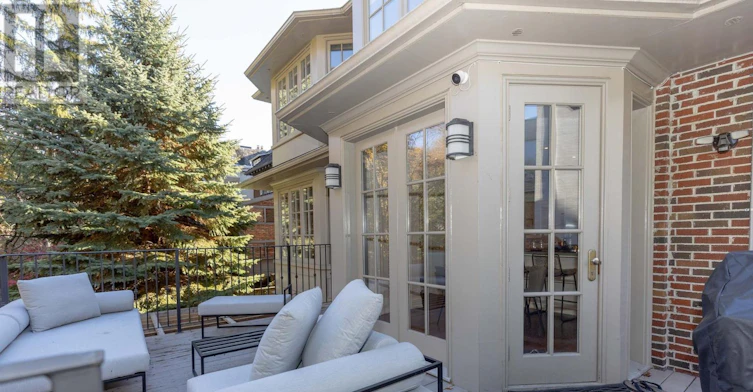 207 Forest Hill Road, Toronto, ON, M5P 2N3 - 32