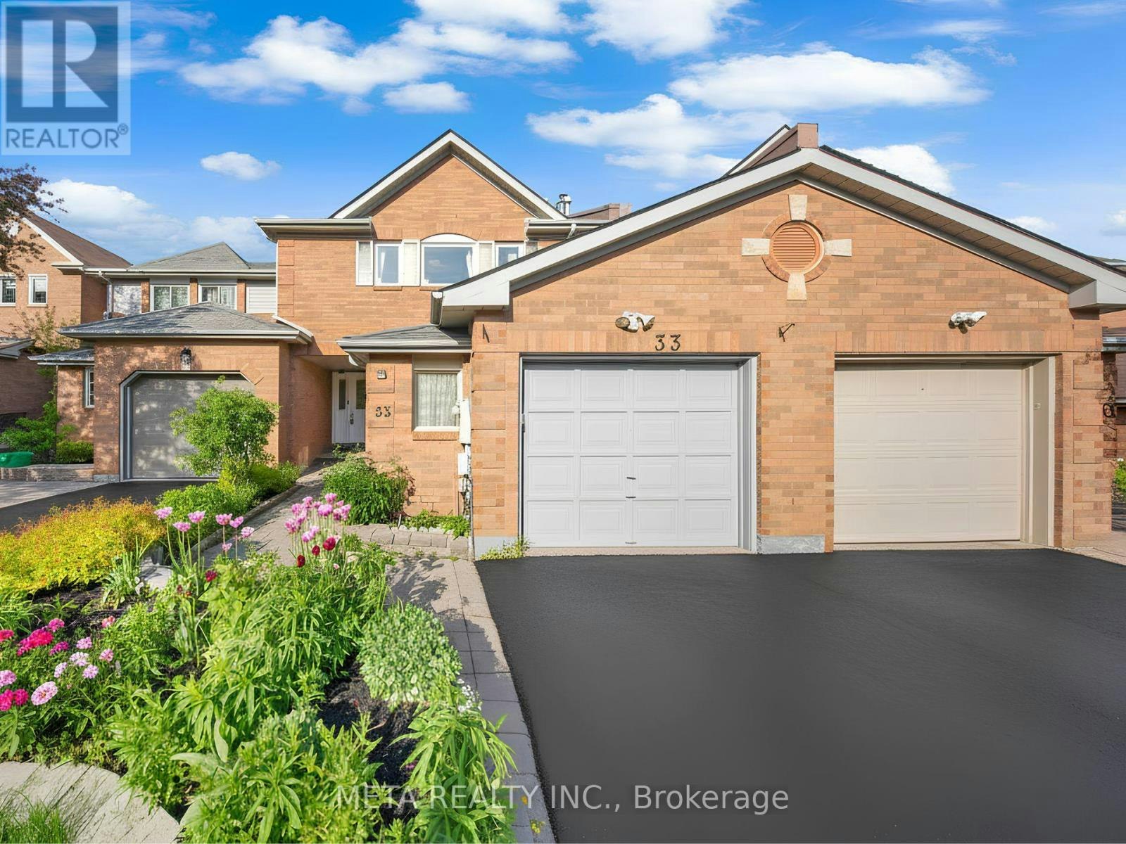 33 Heaver Drive, Whitby, ON, L1N 8X2