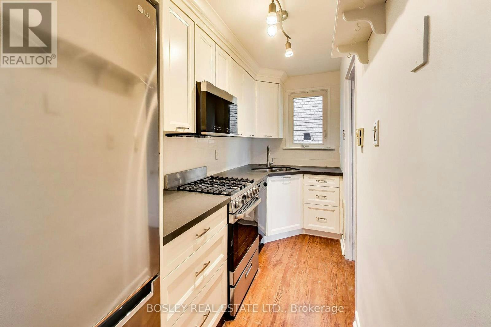 7 Norwood Road, Toronto, ON, M4E 2R9 - 5