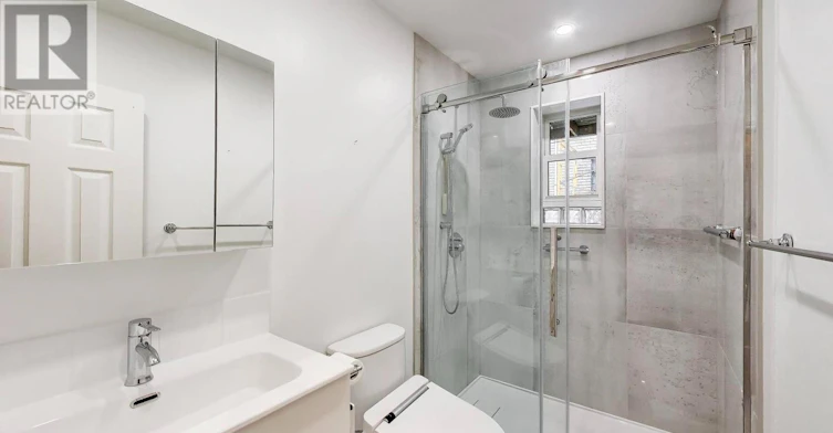 7 Norwood Road, Toronto, ON, M4E 2R9 - 8