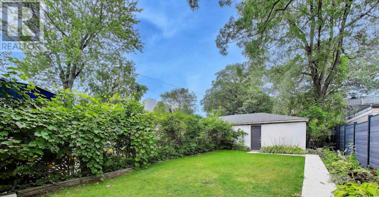 7 Norwood Road, Toronto, ON, M4E 2R9 - 12