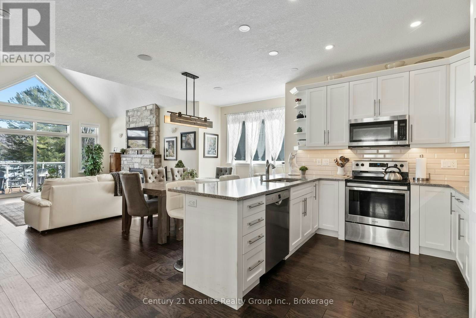 17 Webb Circle, Dysart et al, ON, K0M 1S0 - 9