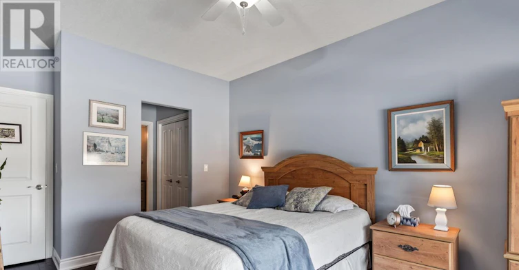 17 Webb Circle, Dysart et al, ON, K0M 1S0 - 18