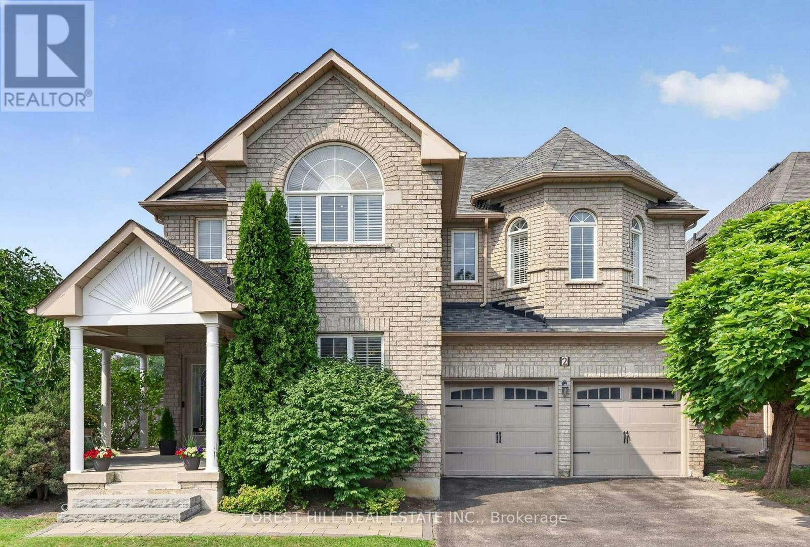 2 Foxfield Crescent, Vaughan, ON, L4K 5G2