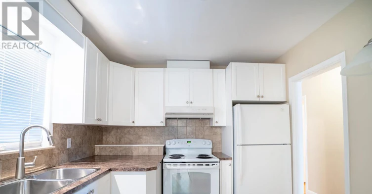 14 Claymore Drive, Toronto, ON, M8Z 2R9 - 5