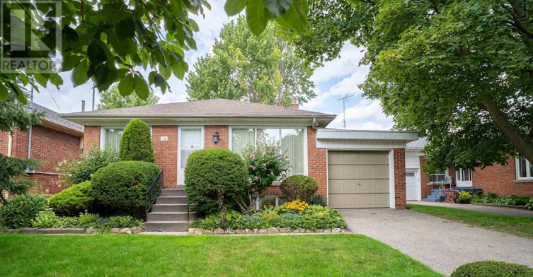 14 Claymore Drive, Toronto, ON, M8Z 2R9