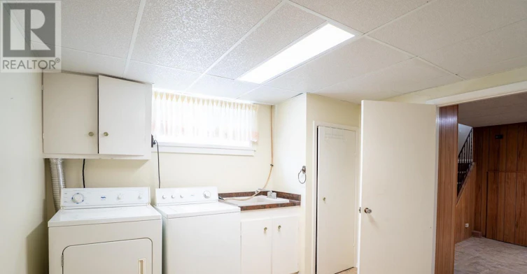 14 Claymore Drive, Toronto, ON, M8Z 2R9 - 14