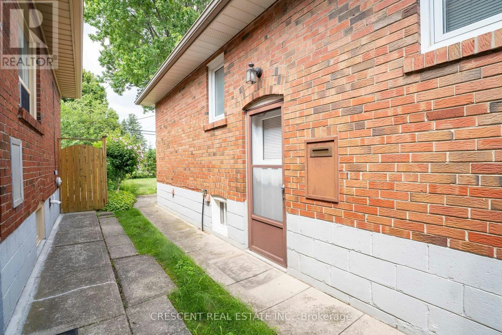 14 Claymore Drive, Toronto, ON, M8Z 2R9 - 23