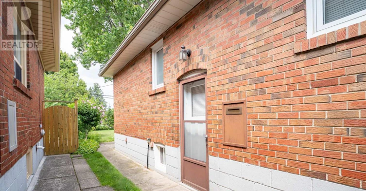 14 Claymore Drive, Toronto, ON, M8Z 2R9 - 23