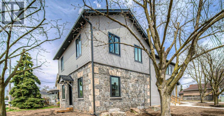 1-1 Bond Street, Cambridge, ON, N1R 4B2 - 13