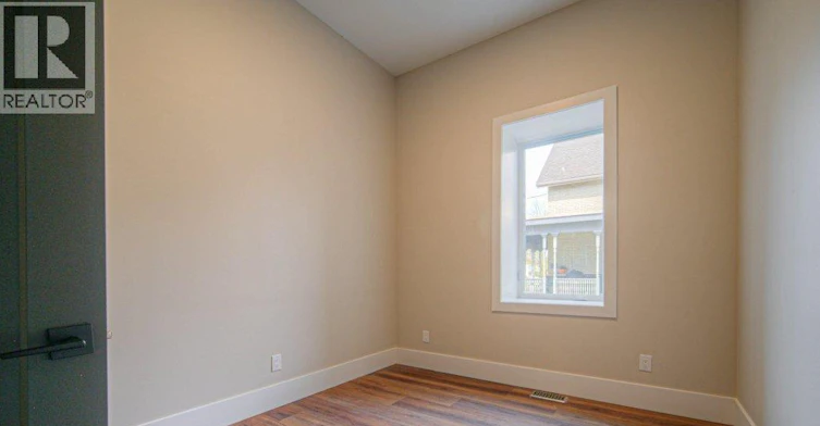 1-1 Bond Street, Cambridge, ON, N1R 4B2 - 10